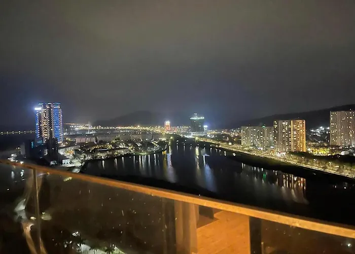 Citadines - Rosya Sea View Duplex * Hạ Long
